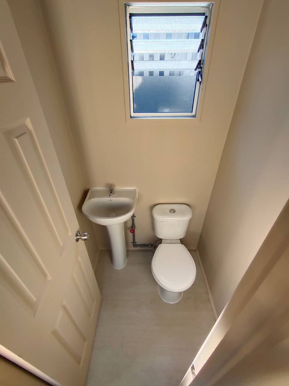 CMFT1111-M2-Oficina-bano-20-pies5_1024x1024@2x